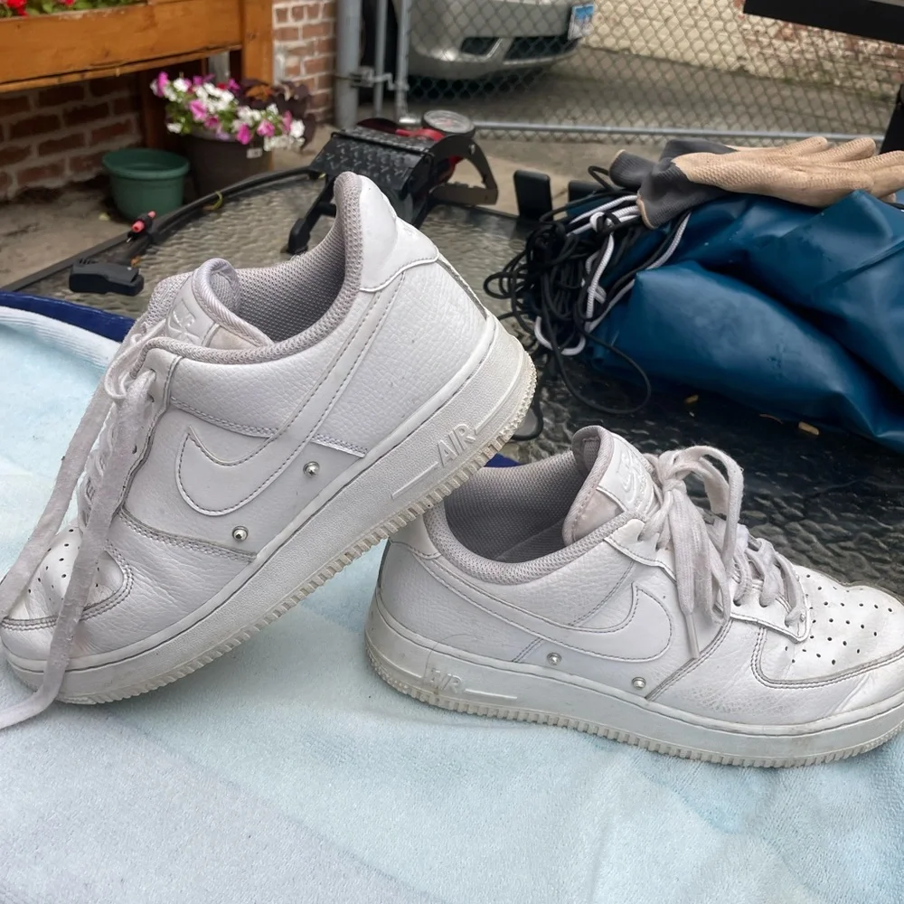 Nike Air Force 1 Low Pearl Studs| Women’s Size 8.5 - Picture 2 of 4